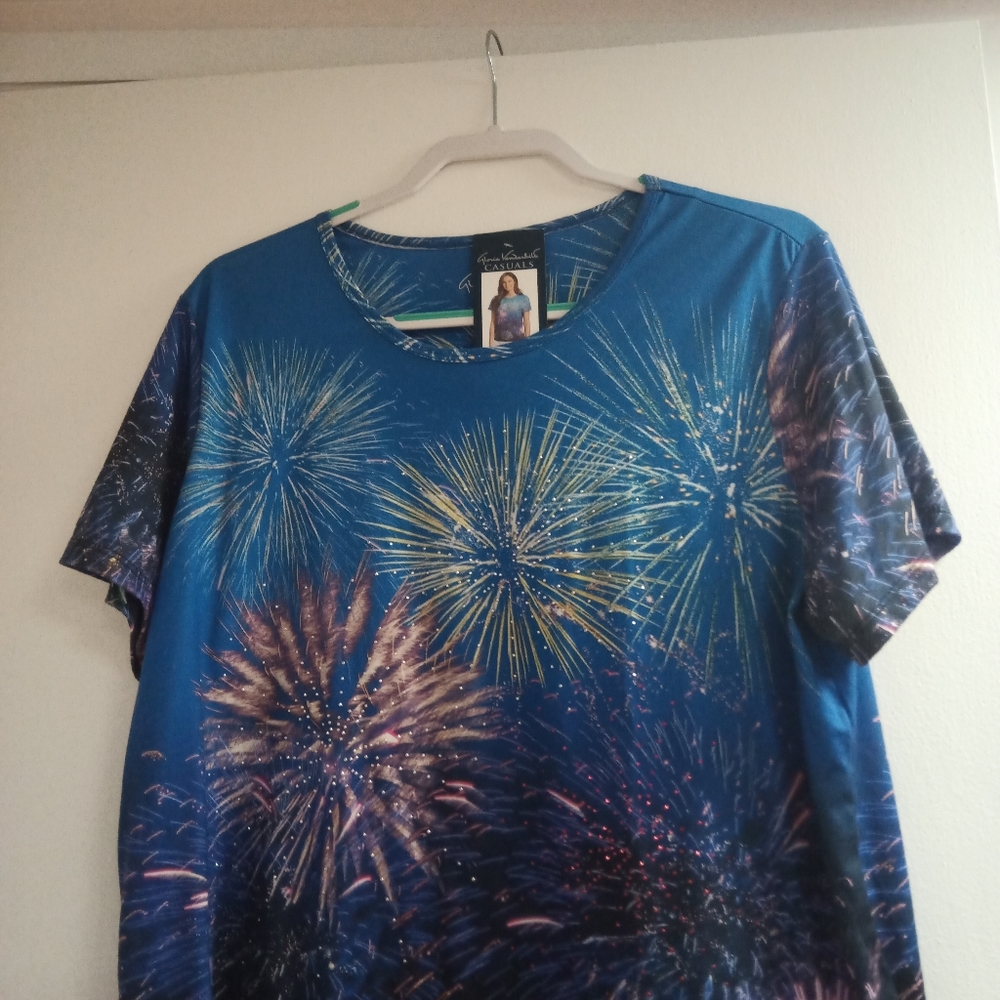 Women's Fireworks Fun XL short sleeved top
